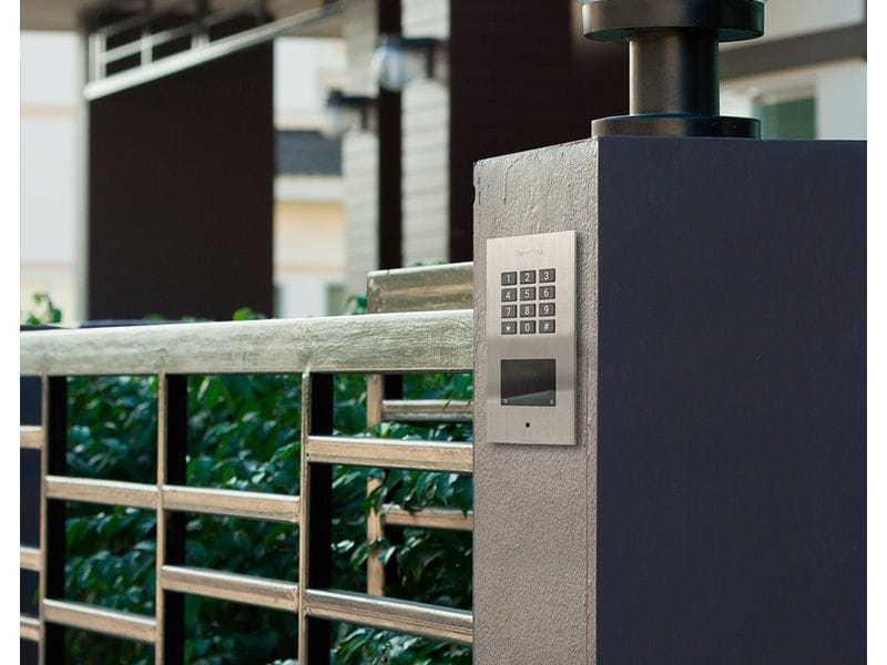 Doorbird Zutrittskontrollsystem A1121 Unterputz PoE-fähig, Smarte Multi-Technologie Zutrittskontrolle