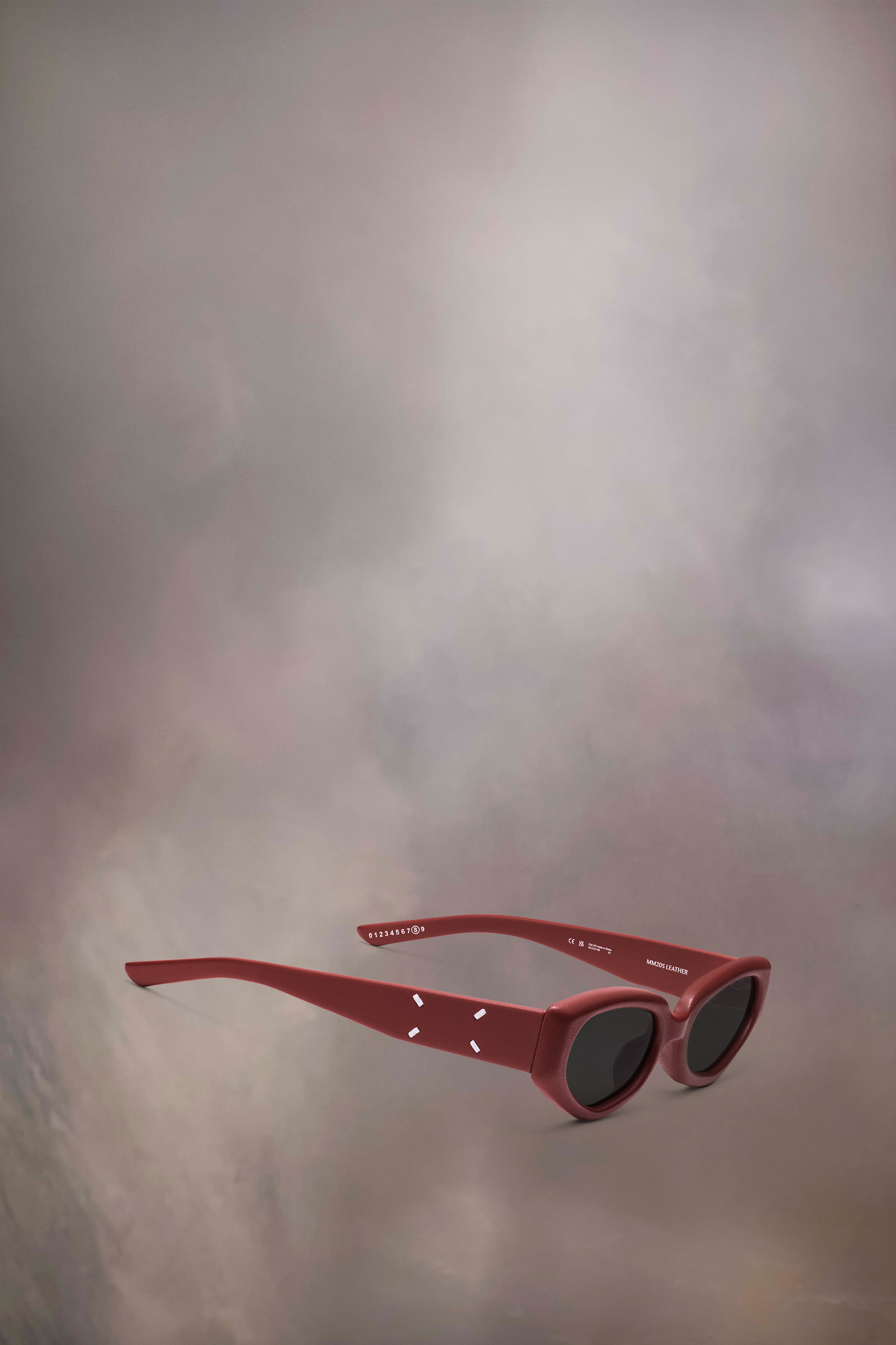Lunettes de soleil minimalistes rouges x Gentle Monster​