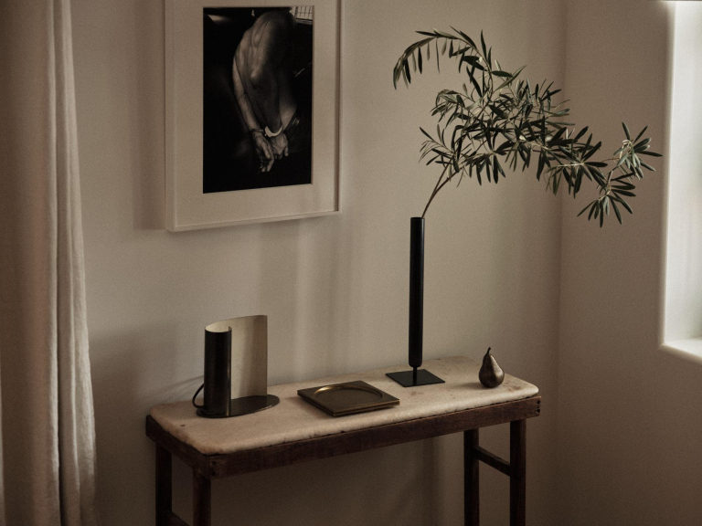Audo Copenhagen Divot dienblad messing