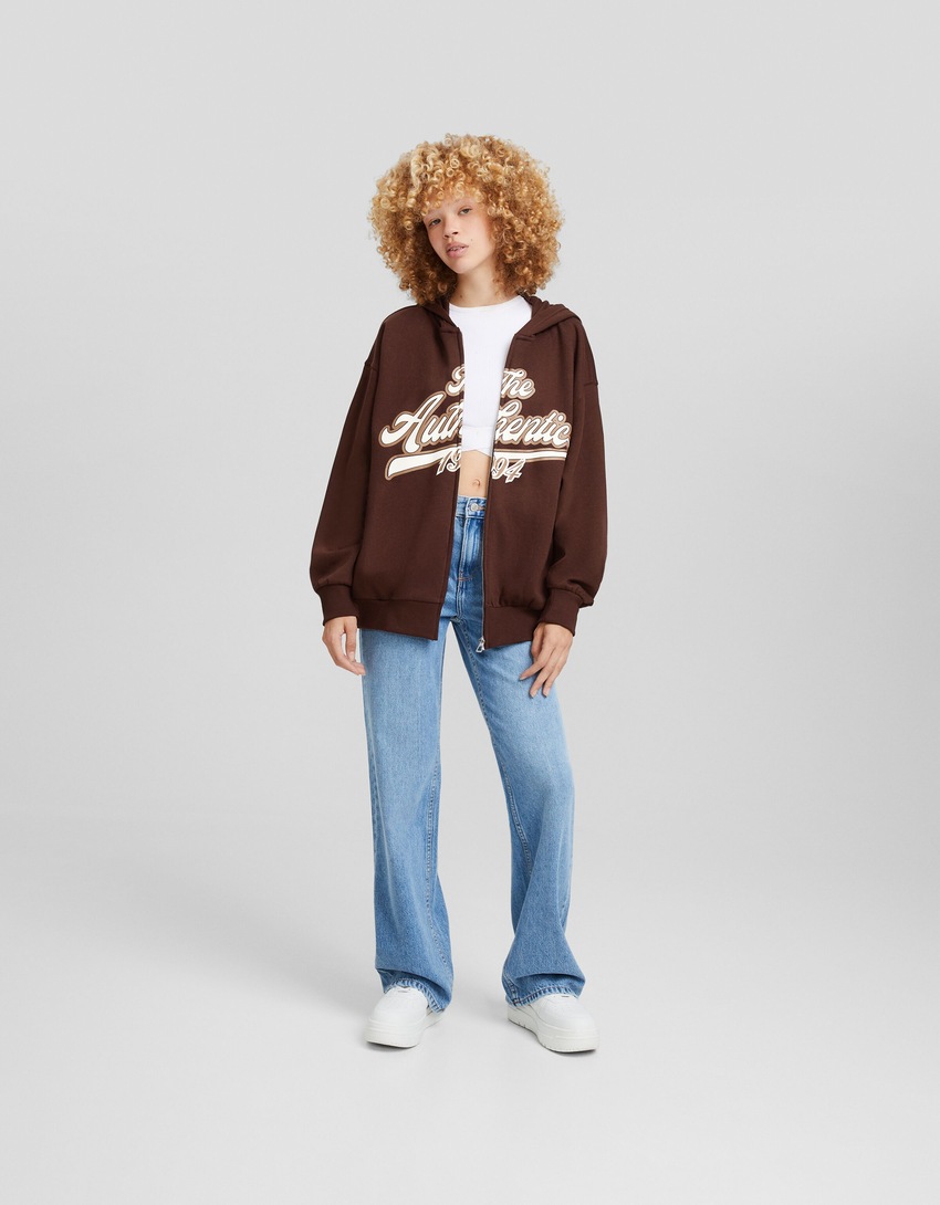 Moletom oversized com zíper e estampa