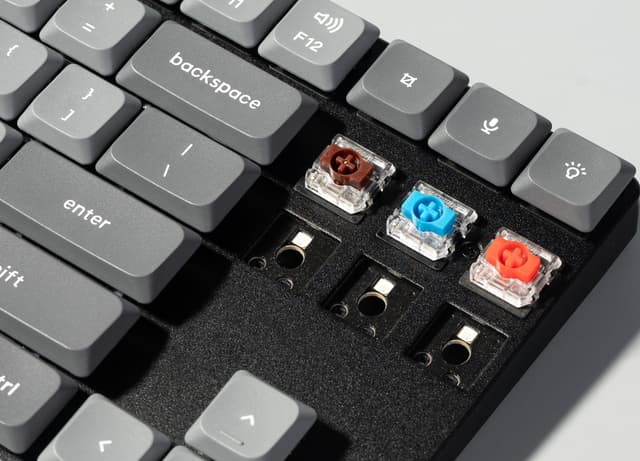 Keychron K1 Max gaming tastatur (Gateron, Low Profile, Røde Switches)