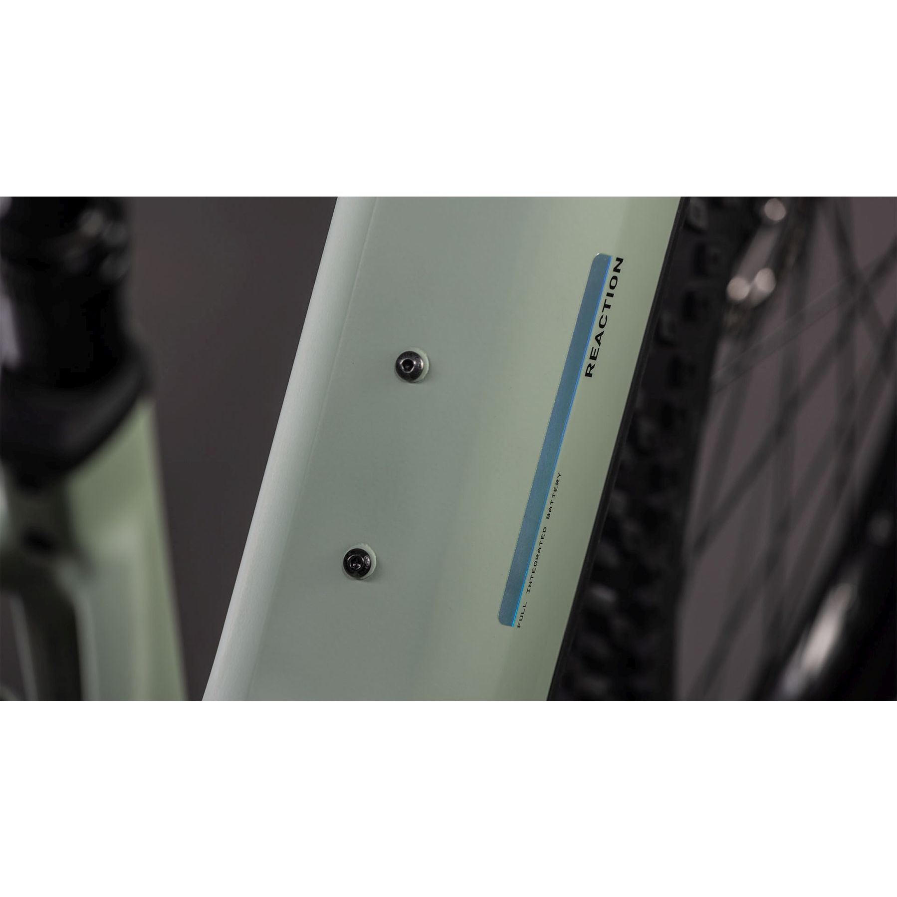 Cube Reaction Hybrid Pro 800 2026