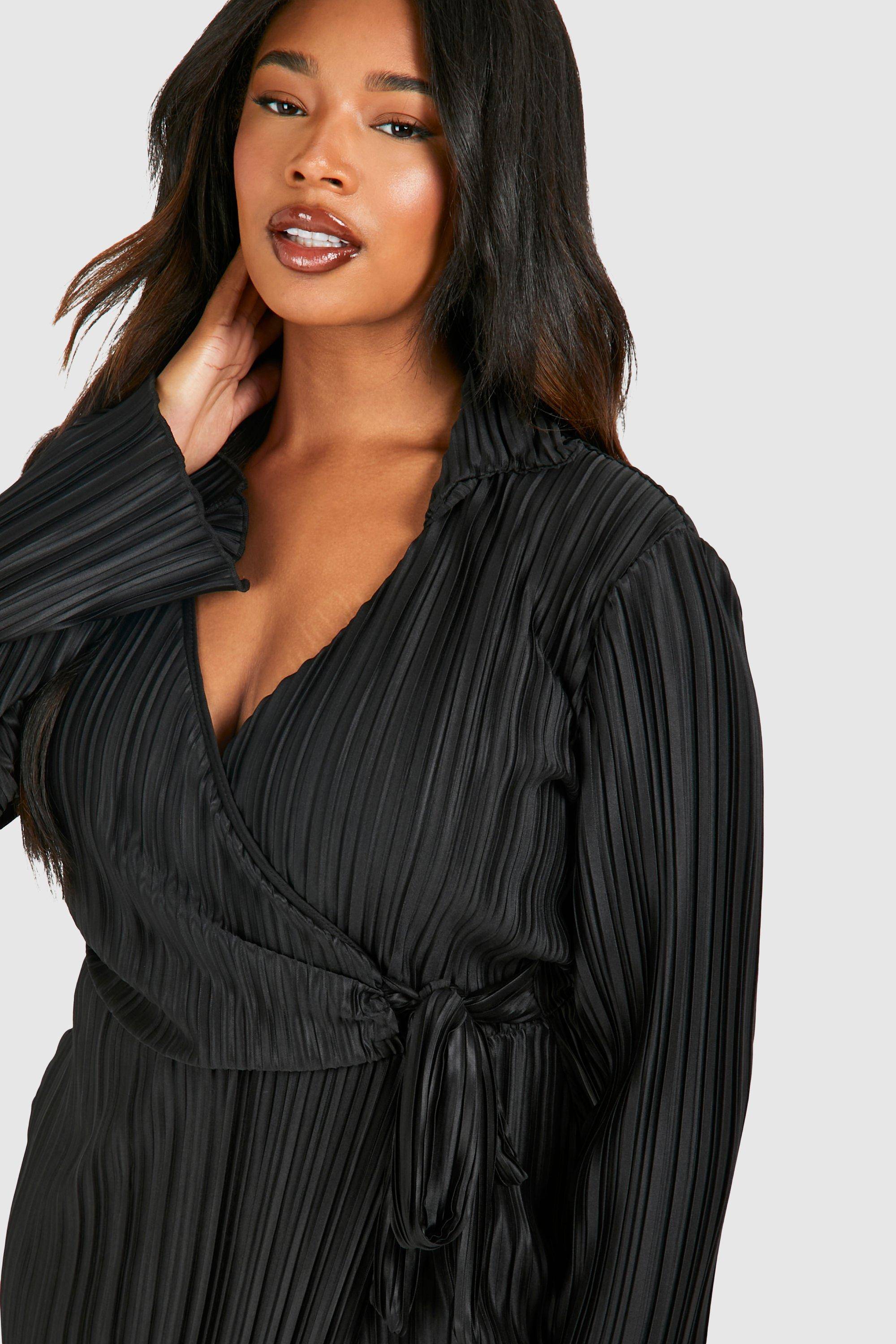 boohoo Plus Wide Robe chemise enveloppante à plis