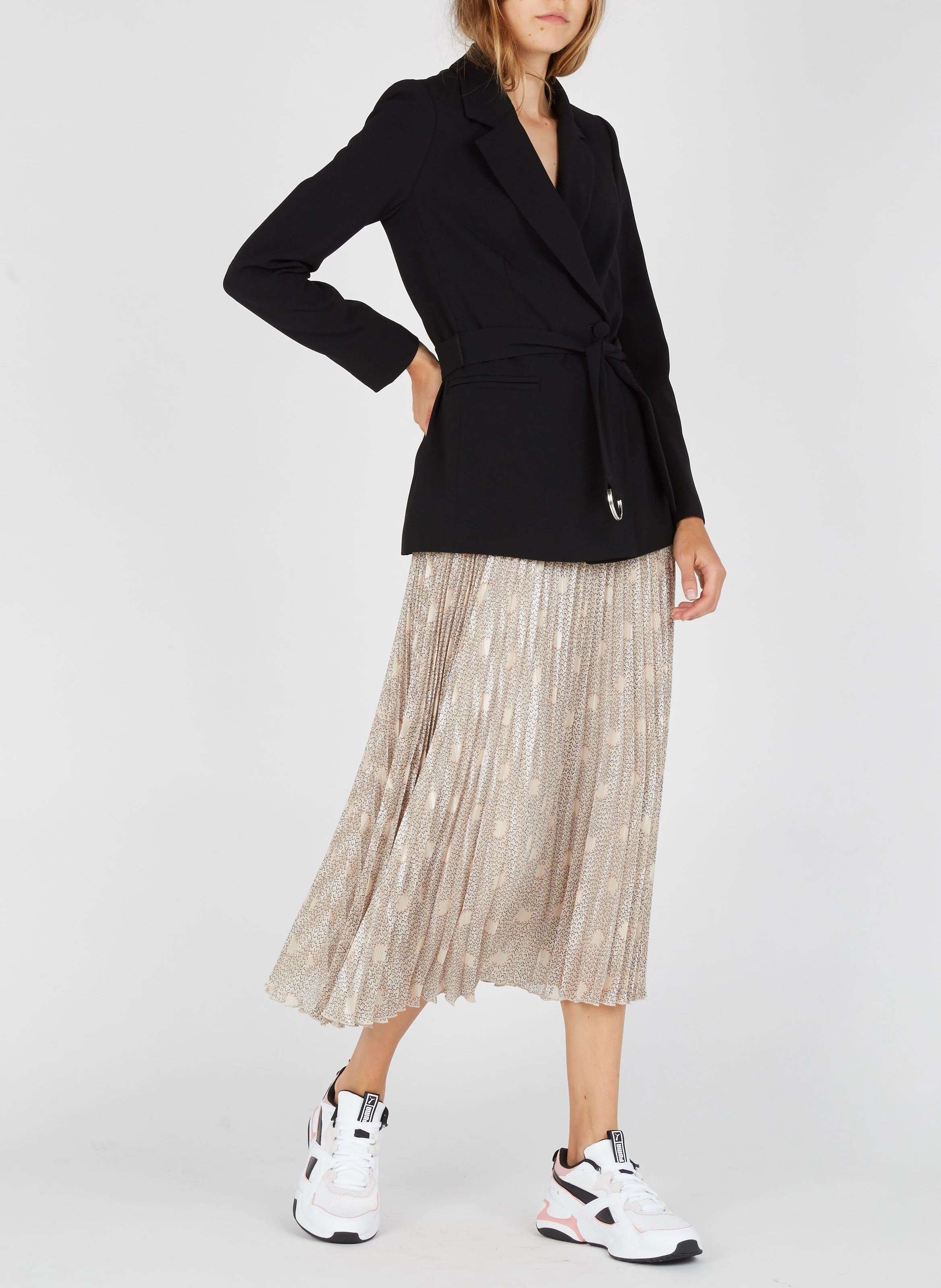 Veste col tailleur ceinturée en crêpe | Noir