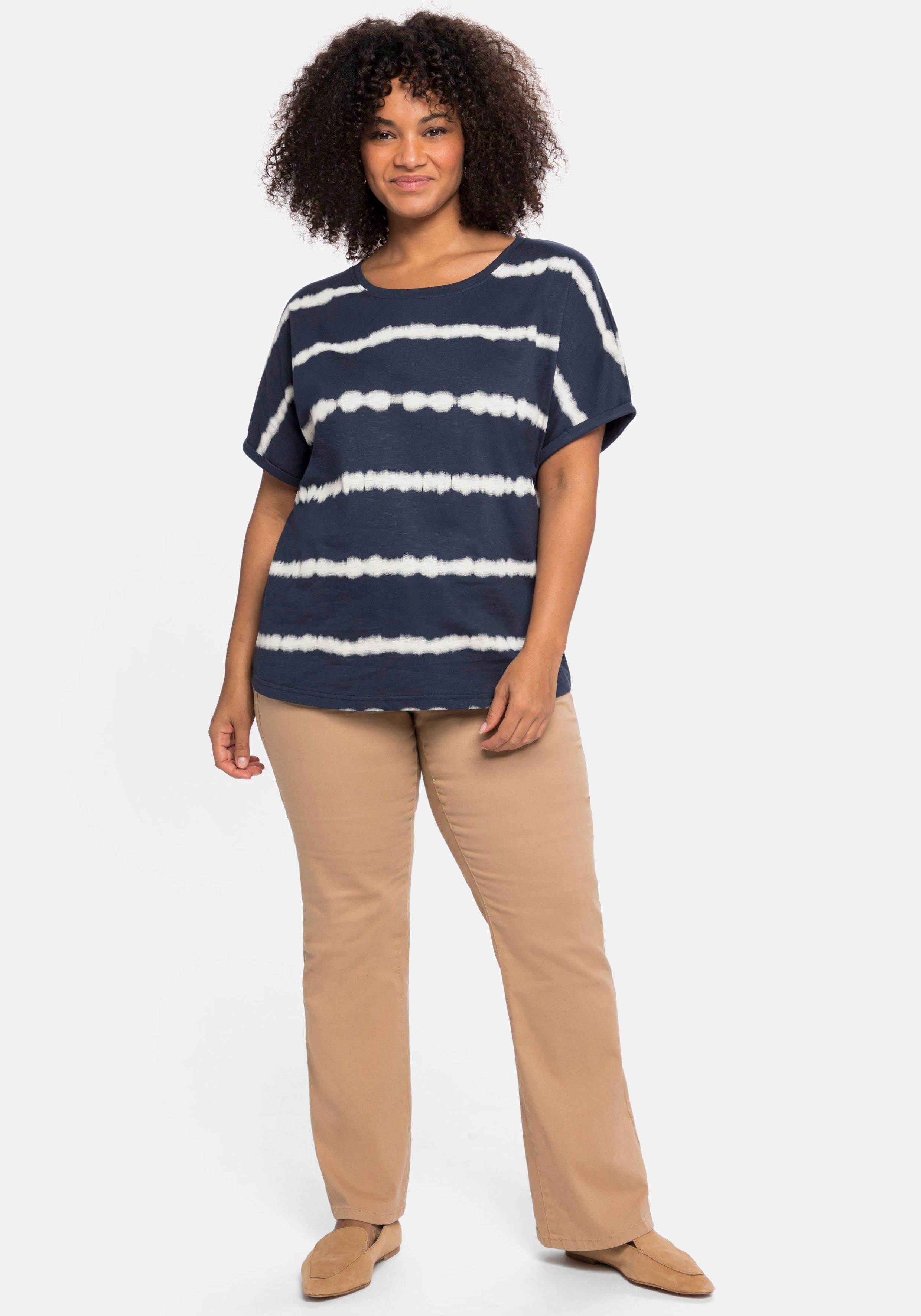 Shirt im Batik-Look, überschnittene Schultern