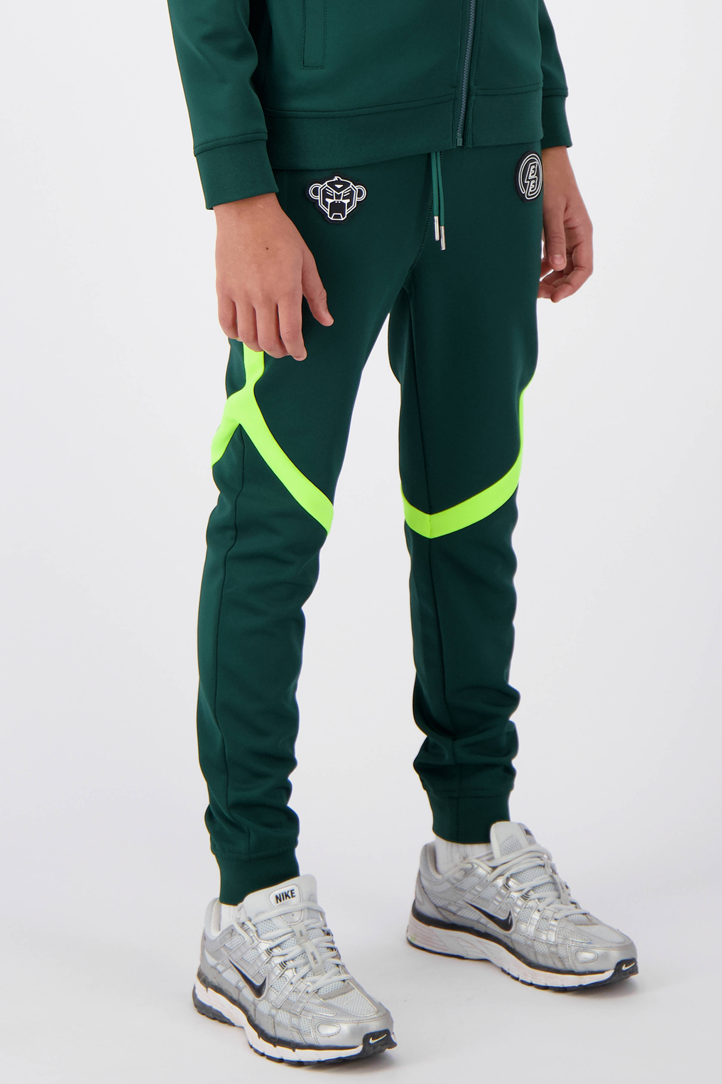 BLACK BANANAS regular fit joggingbroek JR. COMPOUND TRACKPANTS diepgroen/neon geel