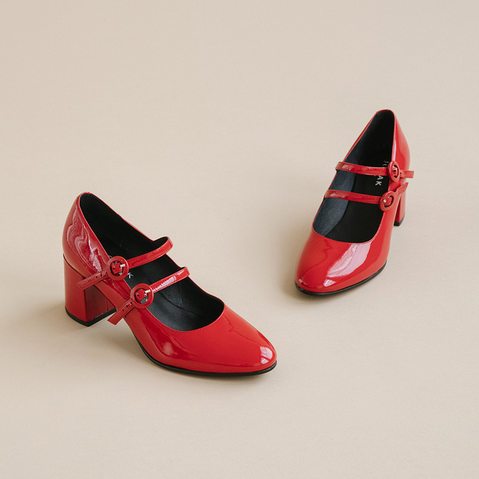 Babies à talons  en vernis rouge