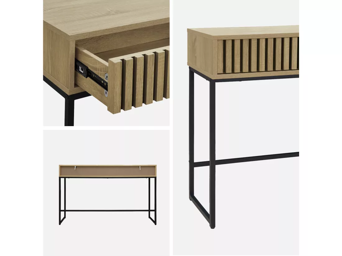 Console contemporaine avec 2 tiroirs en décor bois rainuré. structure et piètement en métal noir