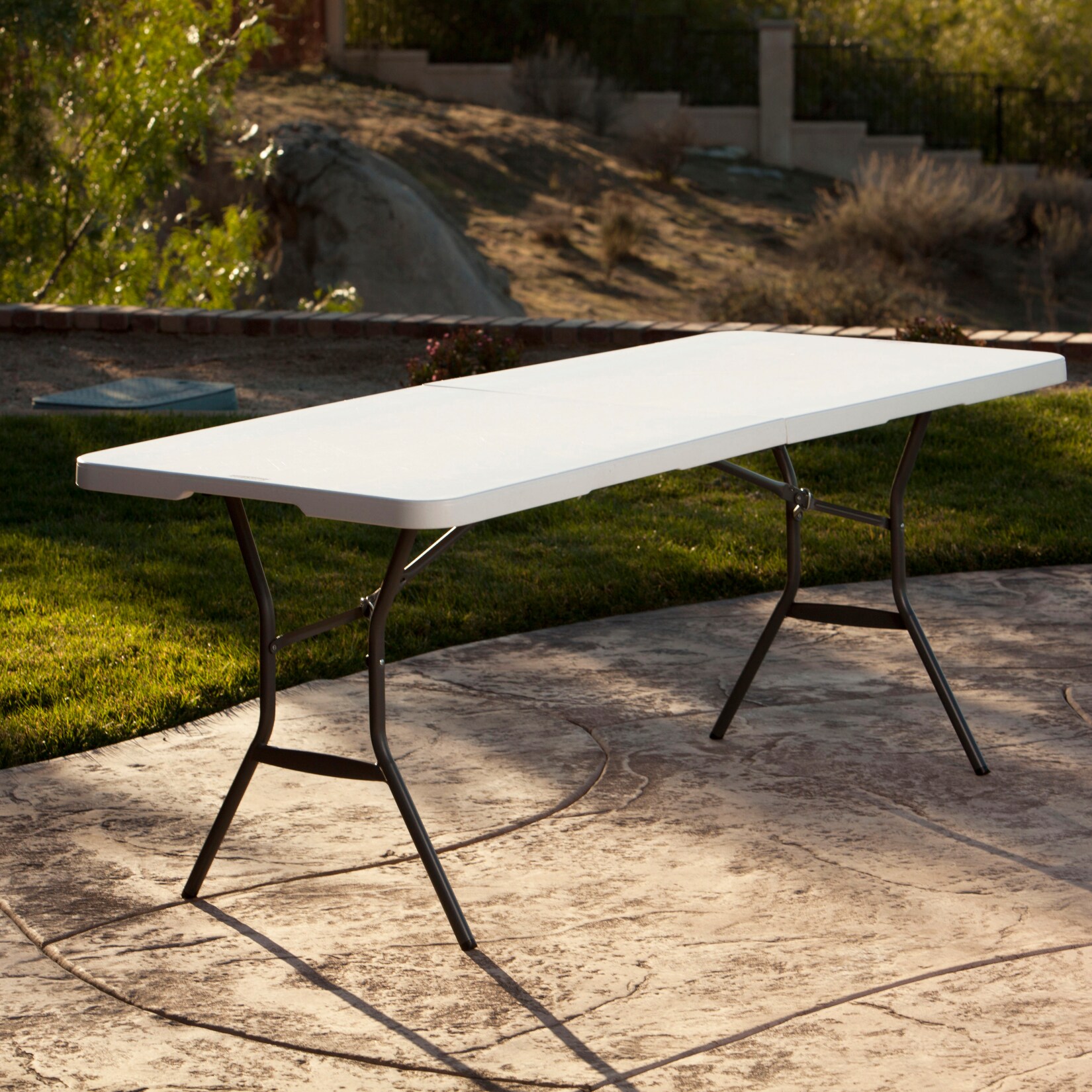 Lifetime Kunststoff Klapptisch 183x76 cm