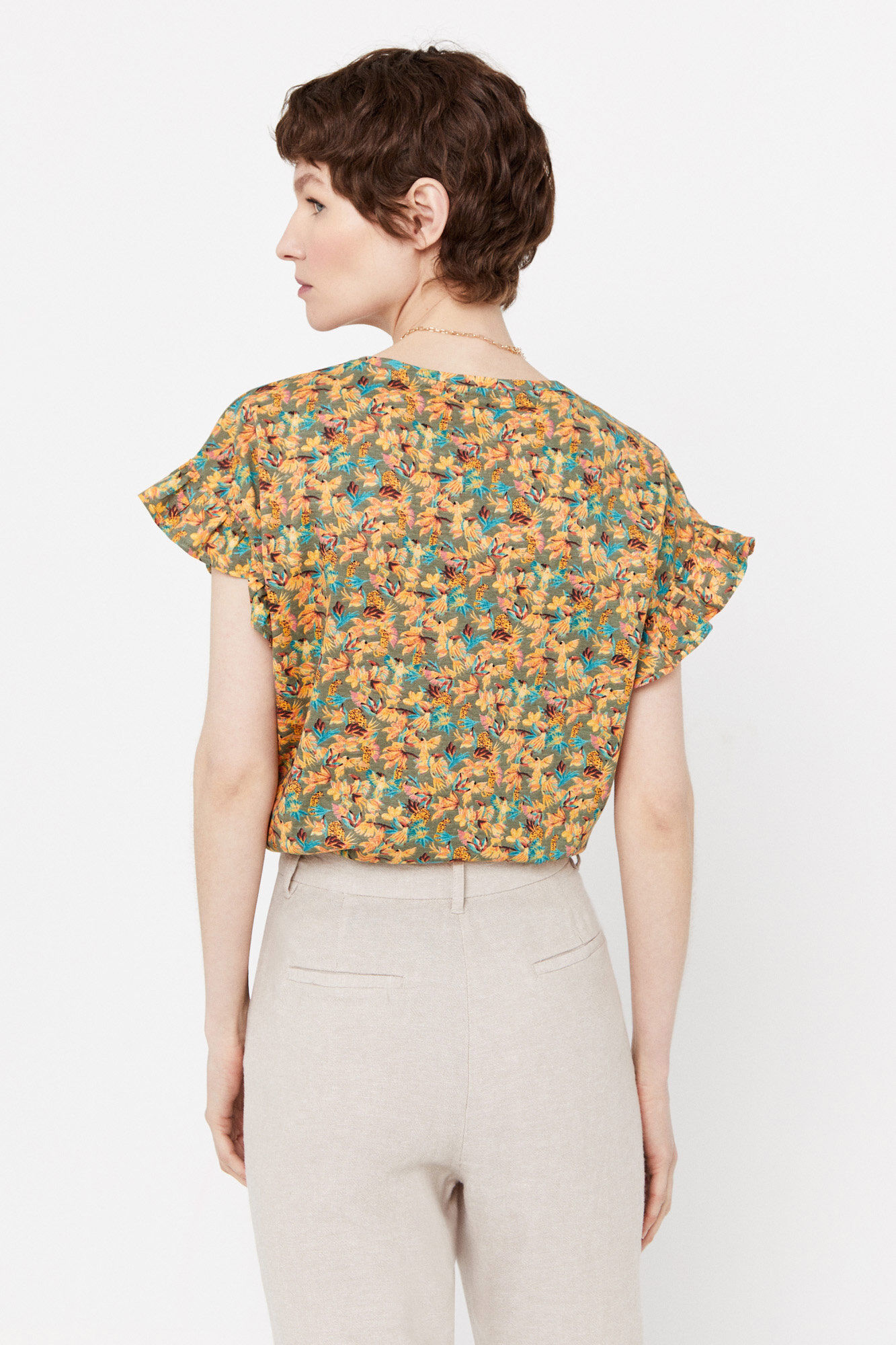 Camiseta com babados - Estampa verde