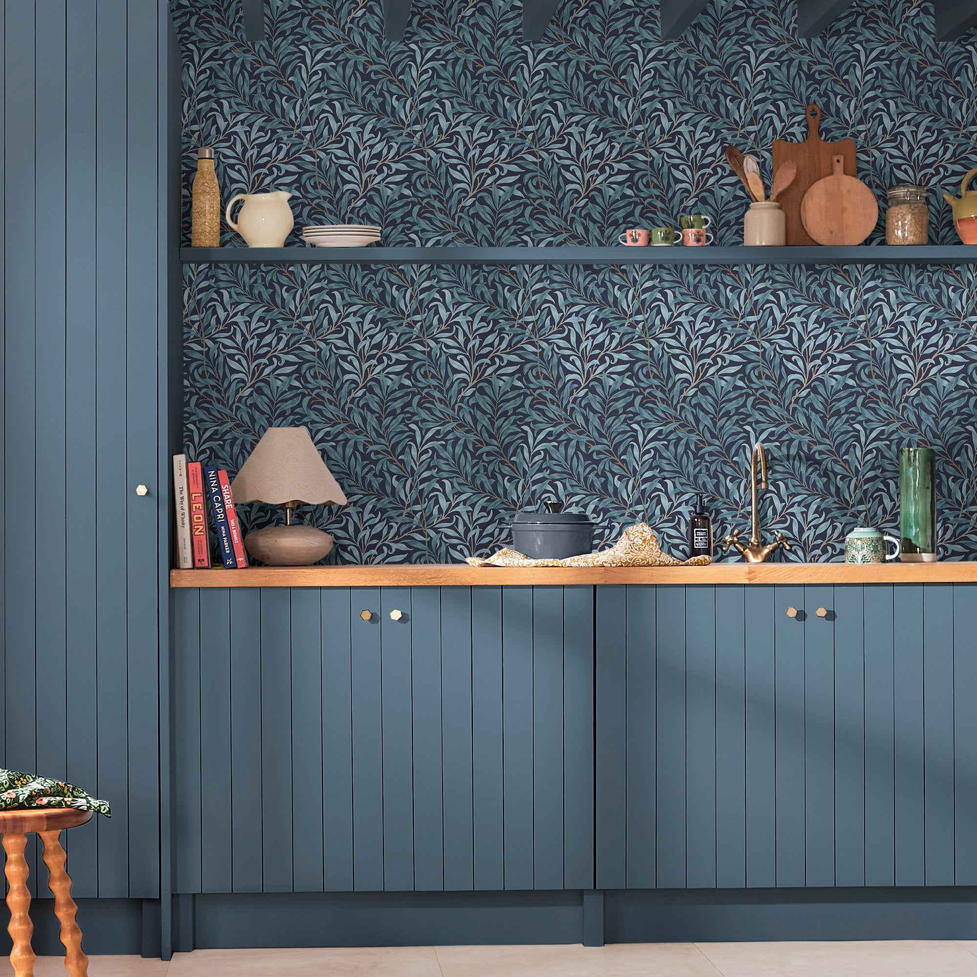 William Morris at Home Vliesbehang Willow Bough Deep blues - 10mx52cm