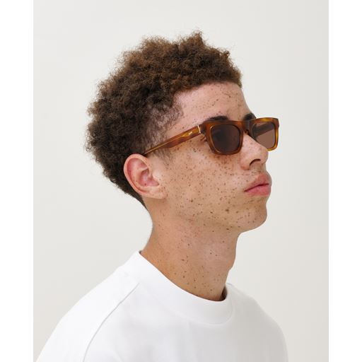 MessyWeekend New Dylan Solbriller, Brown/Havana