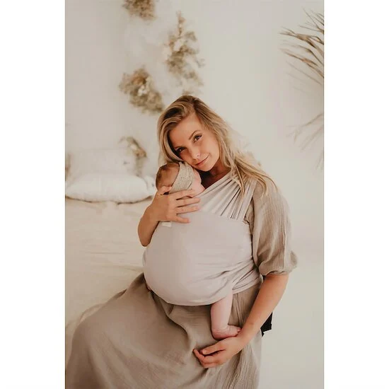 Porte-bébé Tricot-Easy   Warm Sand        de               Babylonia