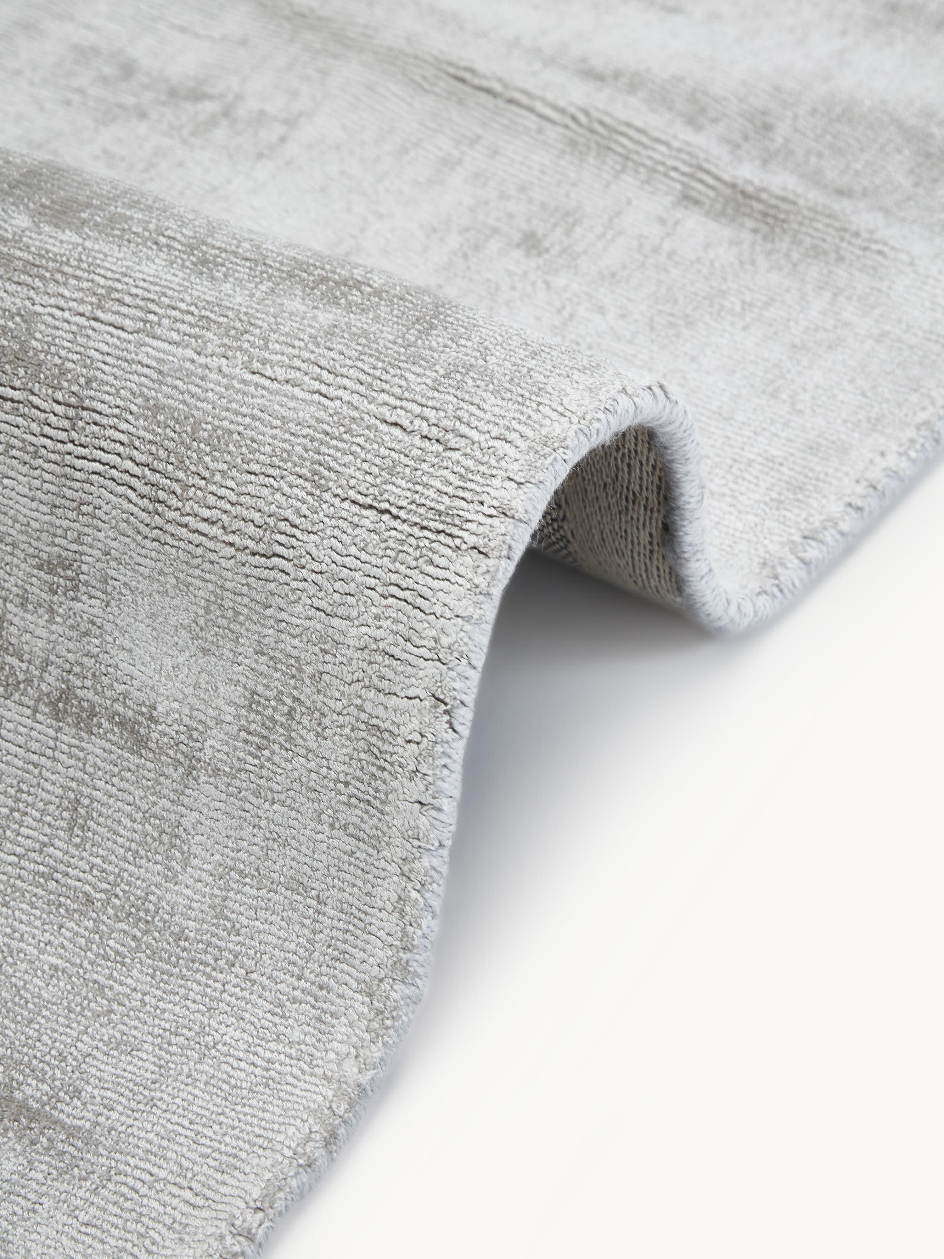 Handgeweven viscose vloerkleed Jane