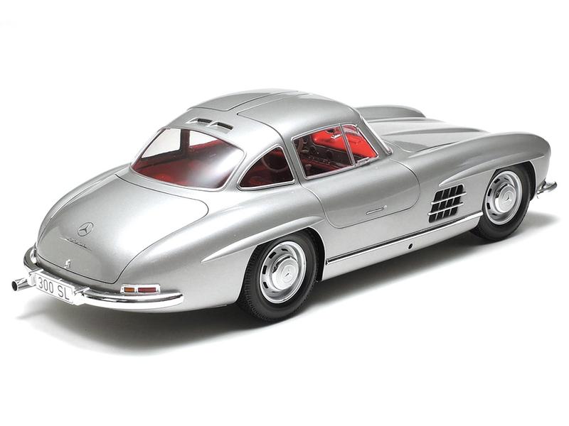 Tamiya Bausatz Mercedes-Benz 300SL 1:24 Detailgetreuer Modellbausatz im Massstab 1:24