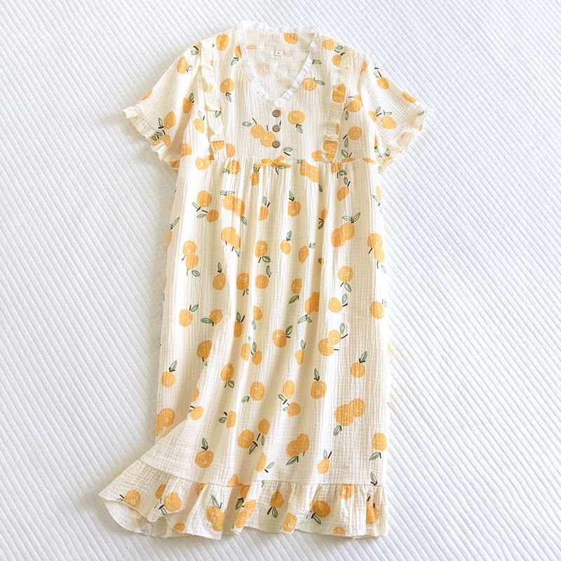 Finlies - Midi-pyjamajurk met korte mouwen, V-hals, print en ruches