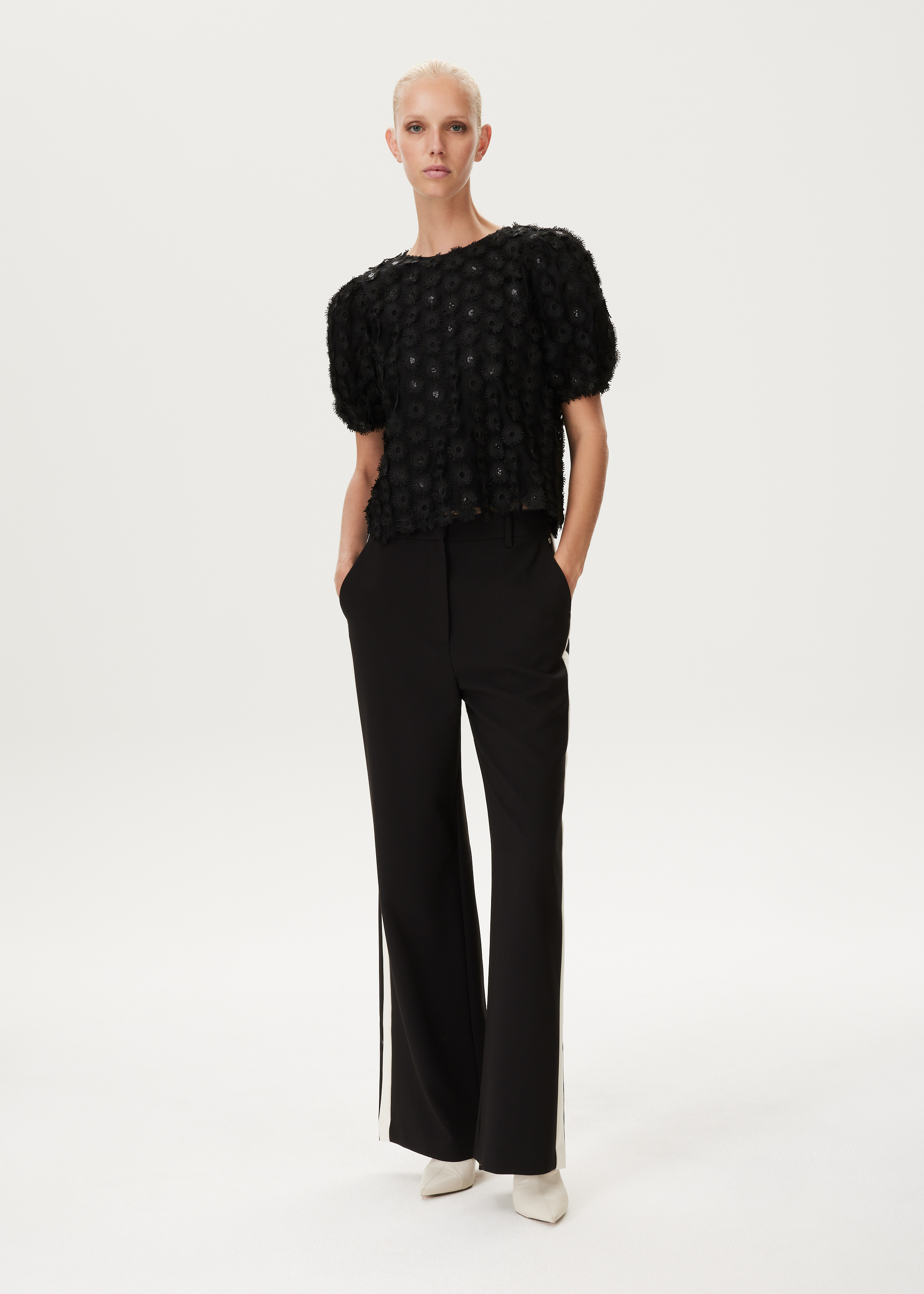 Broek met streep detail