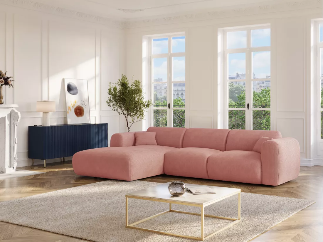 Grand canapé d'angle gauche en tissu texturé rose POGNI de Maison Céphy