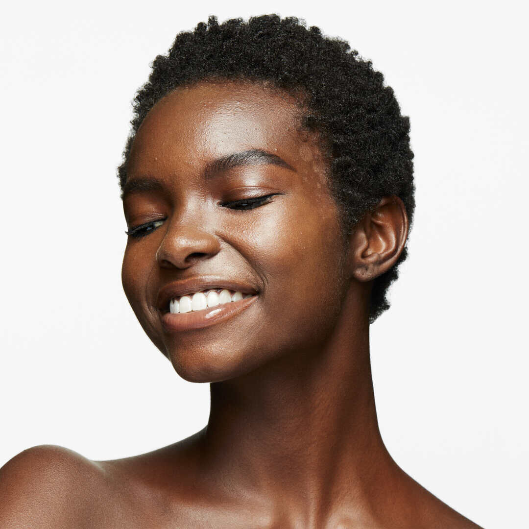 MAC STROBE STROBE DEWY SKIN TINT
