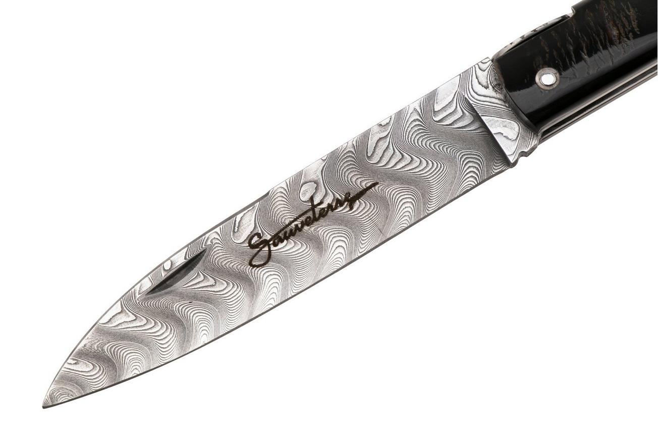 Laguiole en Aubrac Sauveterre Buffalo Crust, Handcarved Plates, Balbach Damascus, zakmes, 11 cm