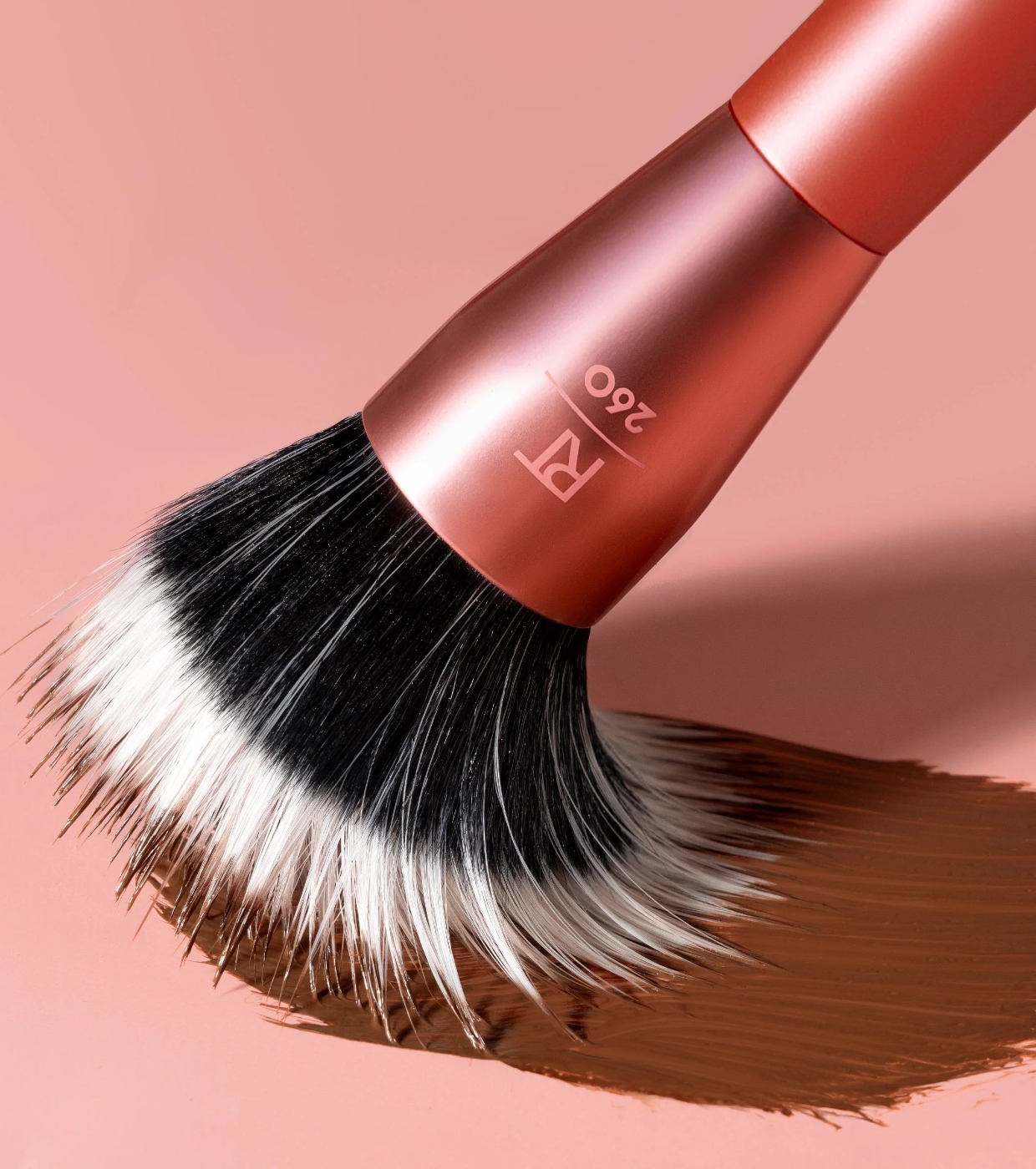 Real Techniques - Pincel de base Extra Big Stippling Brush - 260