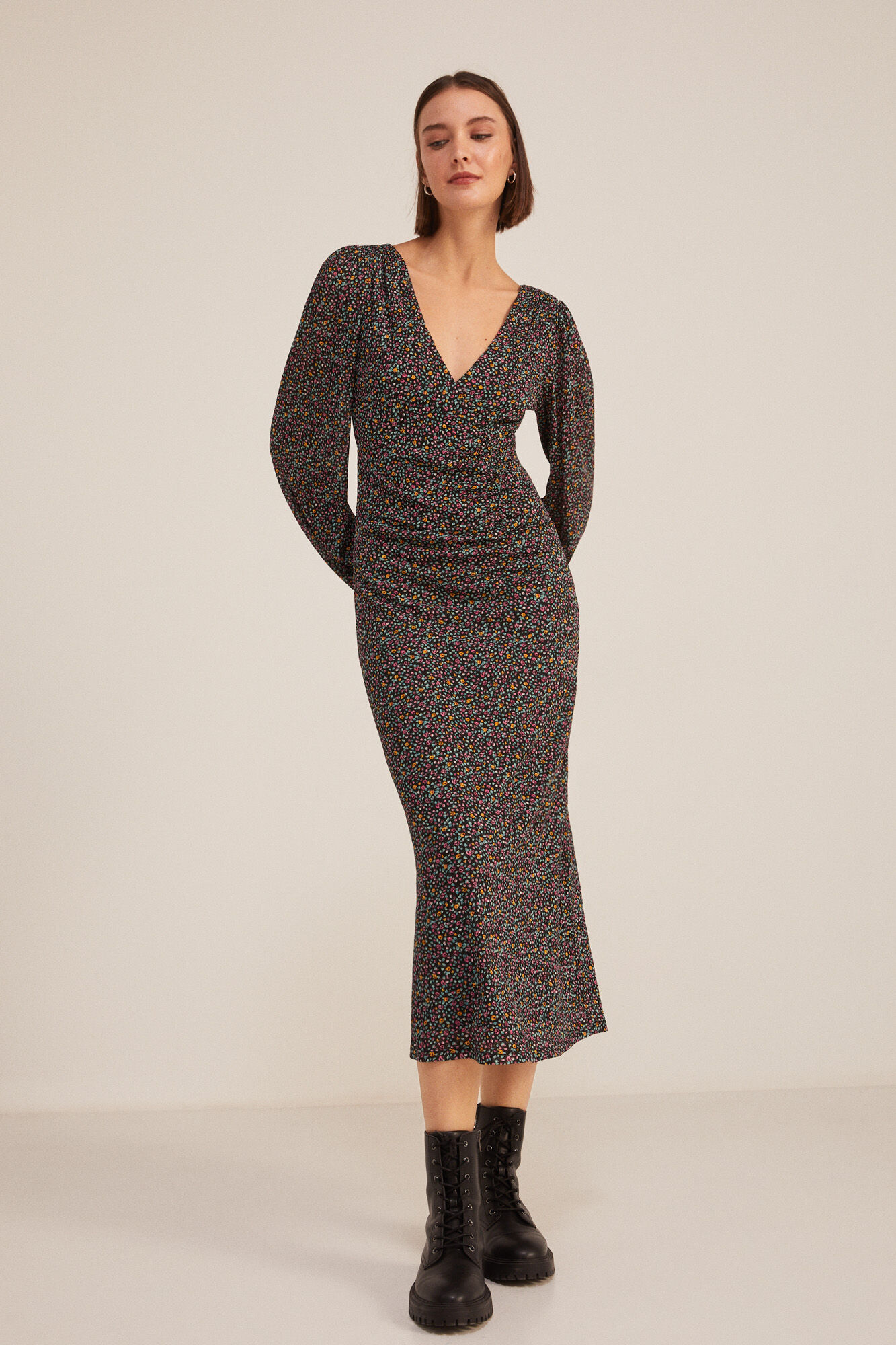 Vestido midi estampado com drapeados - Dourado