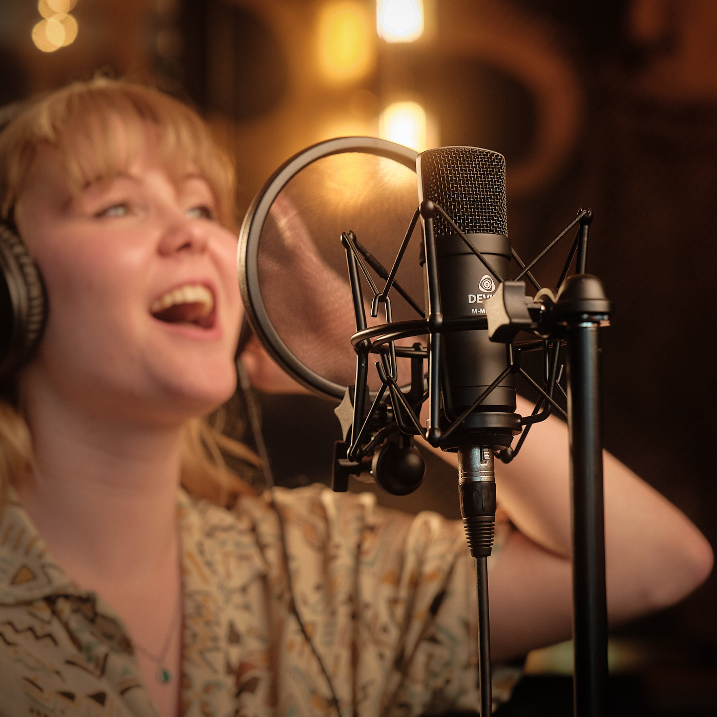 Devine SPS 200 shockmount en popfilter