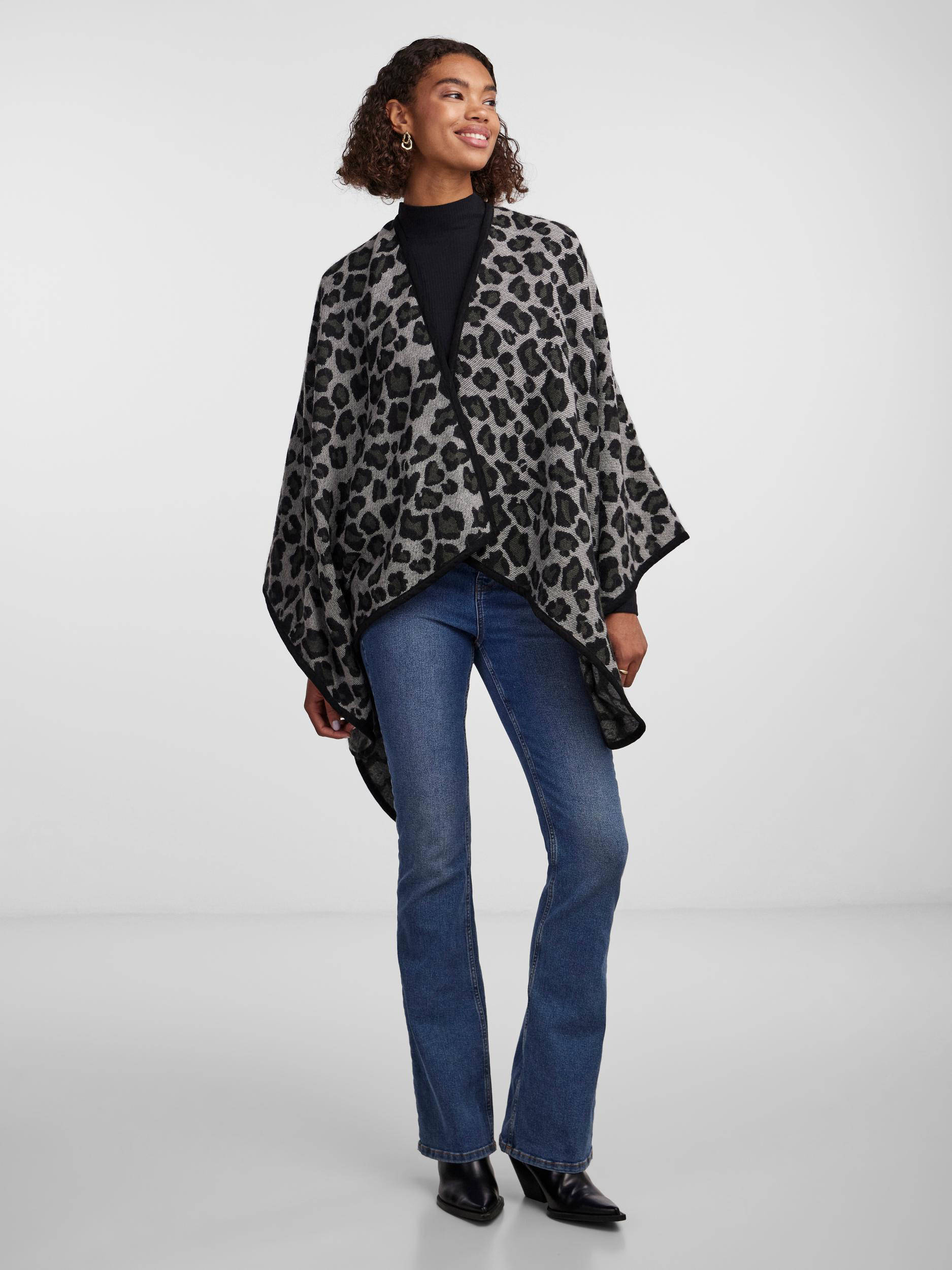 PIECES poncho met panterprint PCJESSA grijs/zwart