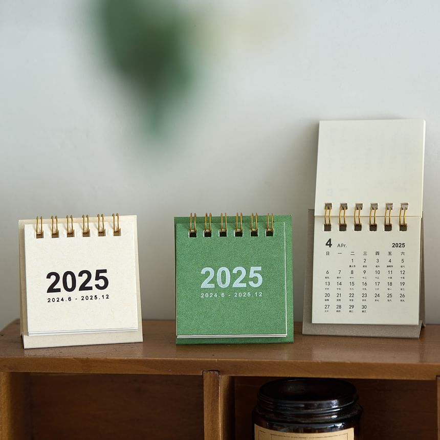 Jun's Journal - Mini-bureaukalender 2025 (verschillende ontwerpen) / set