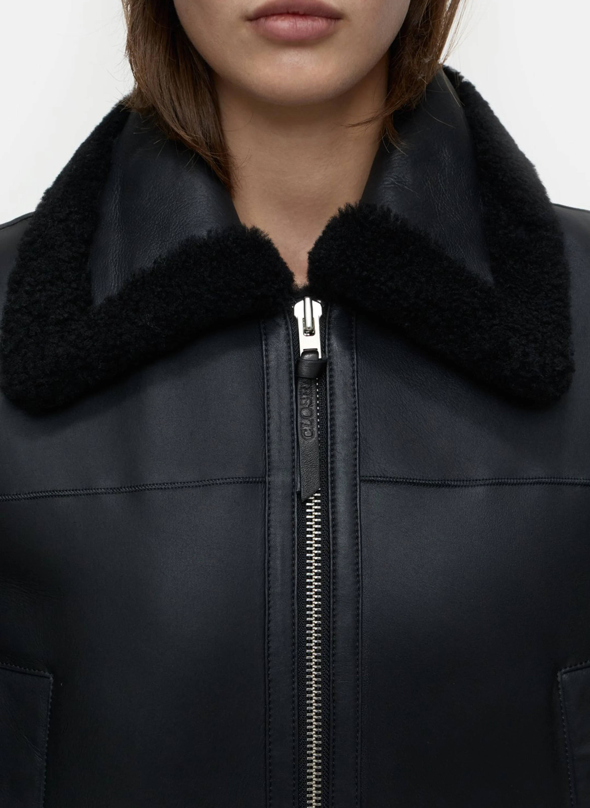 Veste courte en cuir| Noir