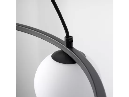 Lustres Yoli moderne en acier/verre - 3 sources lumineuses - L.65 x H.98 cm - noir