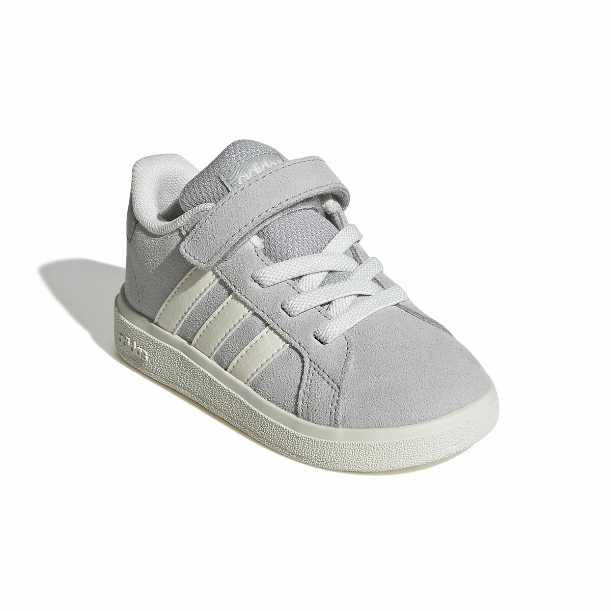 ADIDAS ROUPAS ESPORTIVAS<br>Tênis Grand Court anos 2000