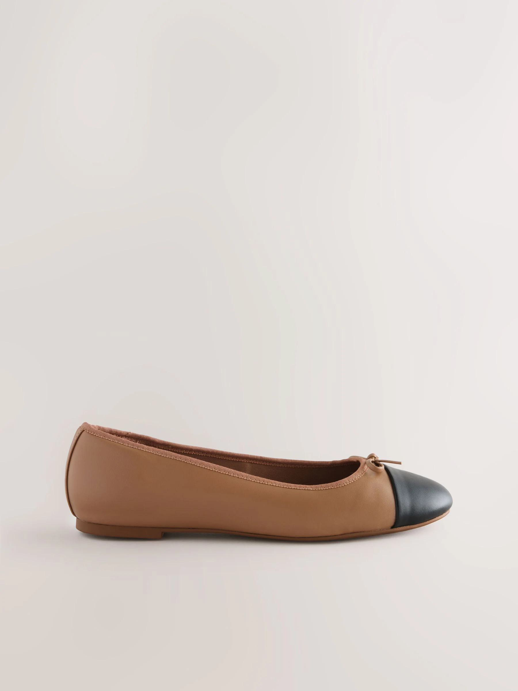 Caramel-nude - Ballerina's met ronde neus