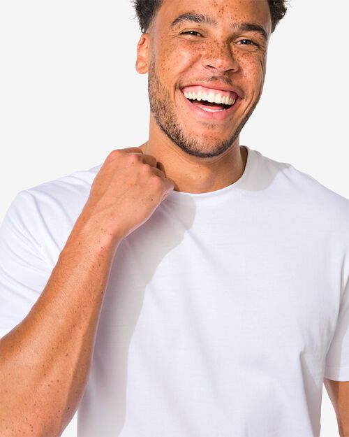 t-shirt homme relaxed fit col rond blanc
