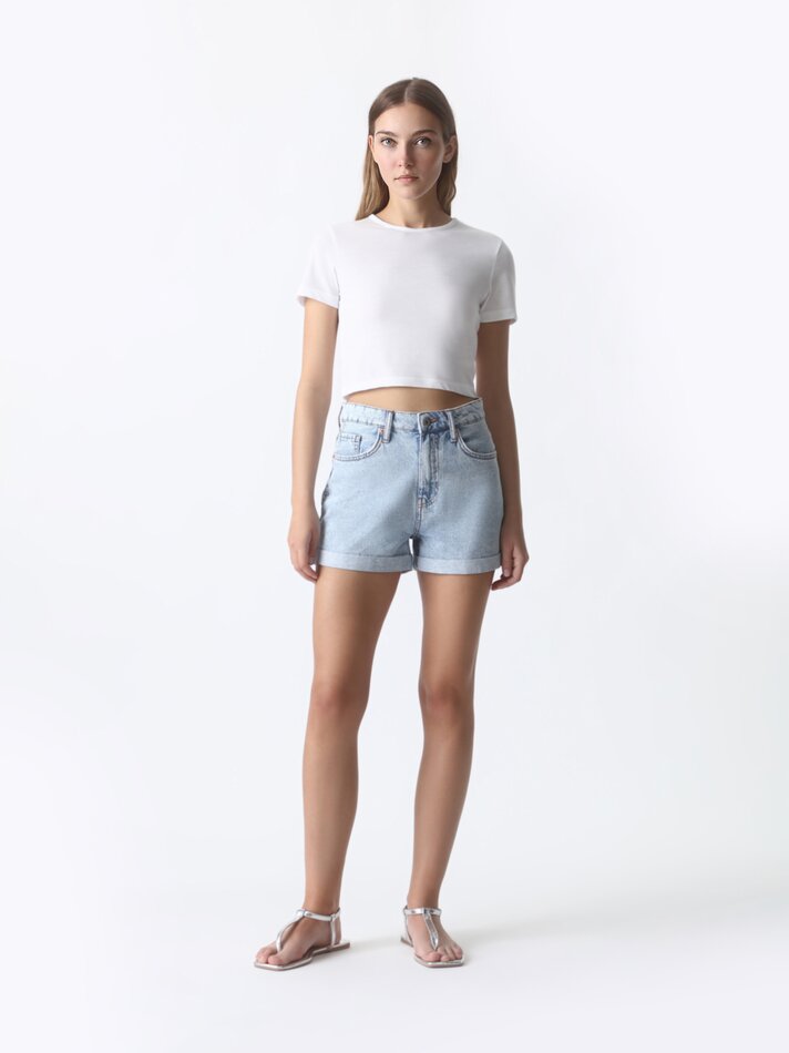 Pacote com 2 camisetas cropped - Brancas
