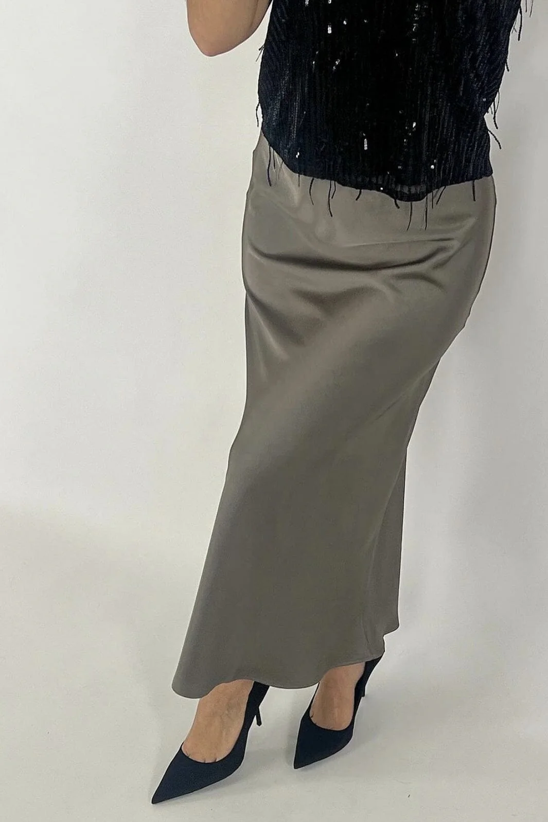 Neo Noir Vicky Heavy Sateen Skirt warm grey