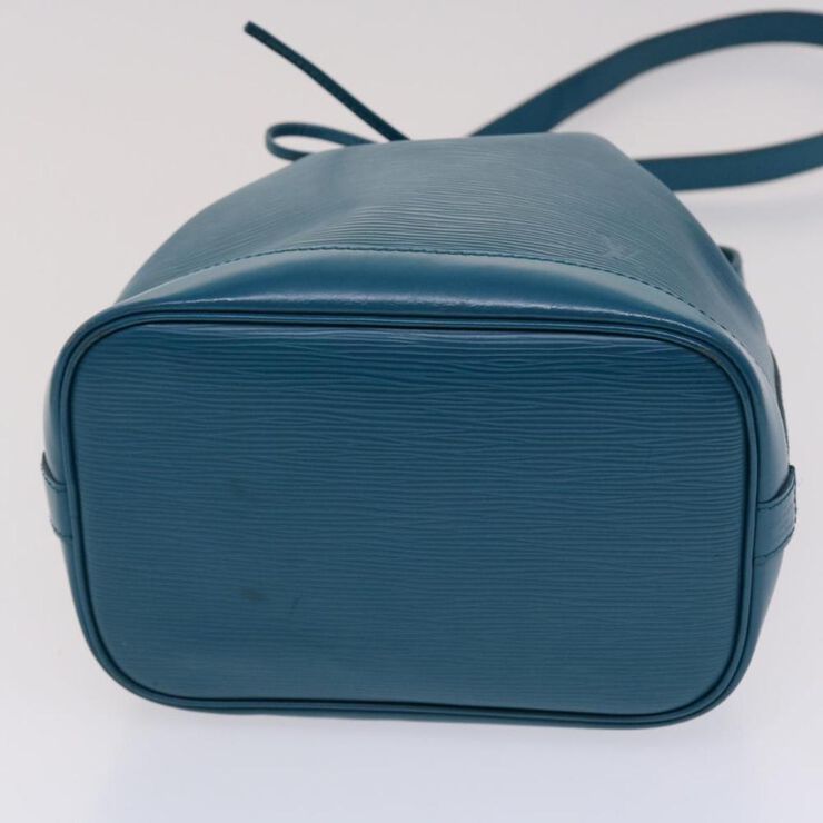 Louis Vuitton Vintage Louis Vuitton Noe Blue