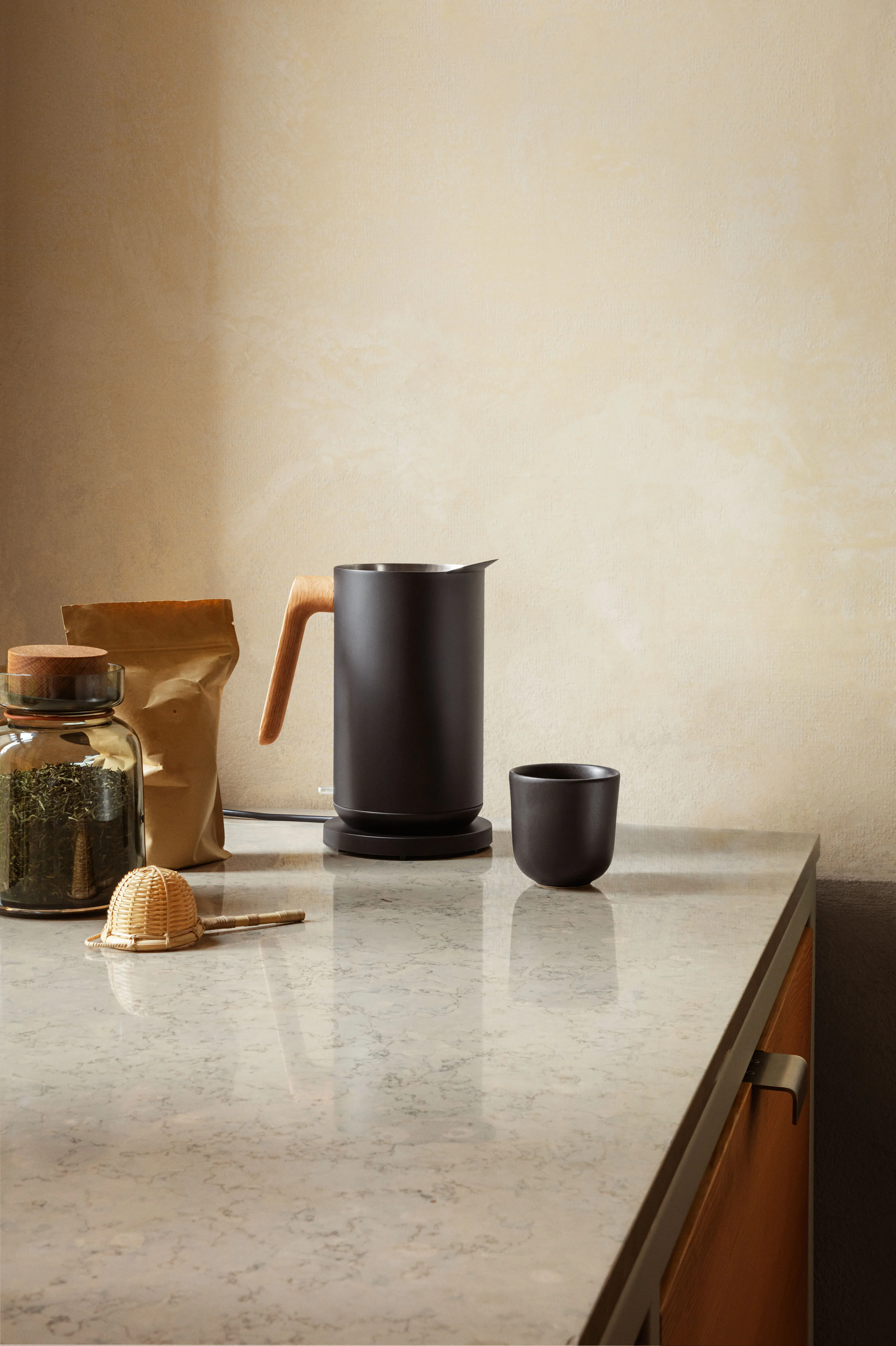 NORDIC KITCHEN - Tasse isotherme céramique | Noir