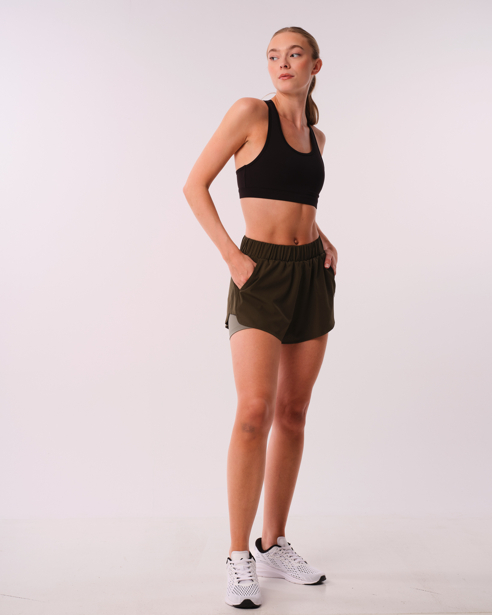 LEVITY Radical Run 2-1 Shorts Green Forest