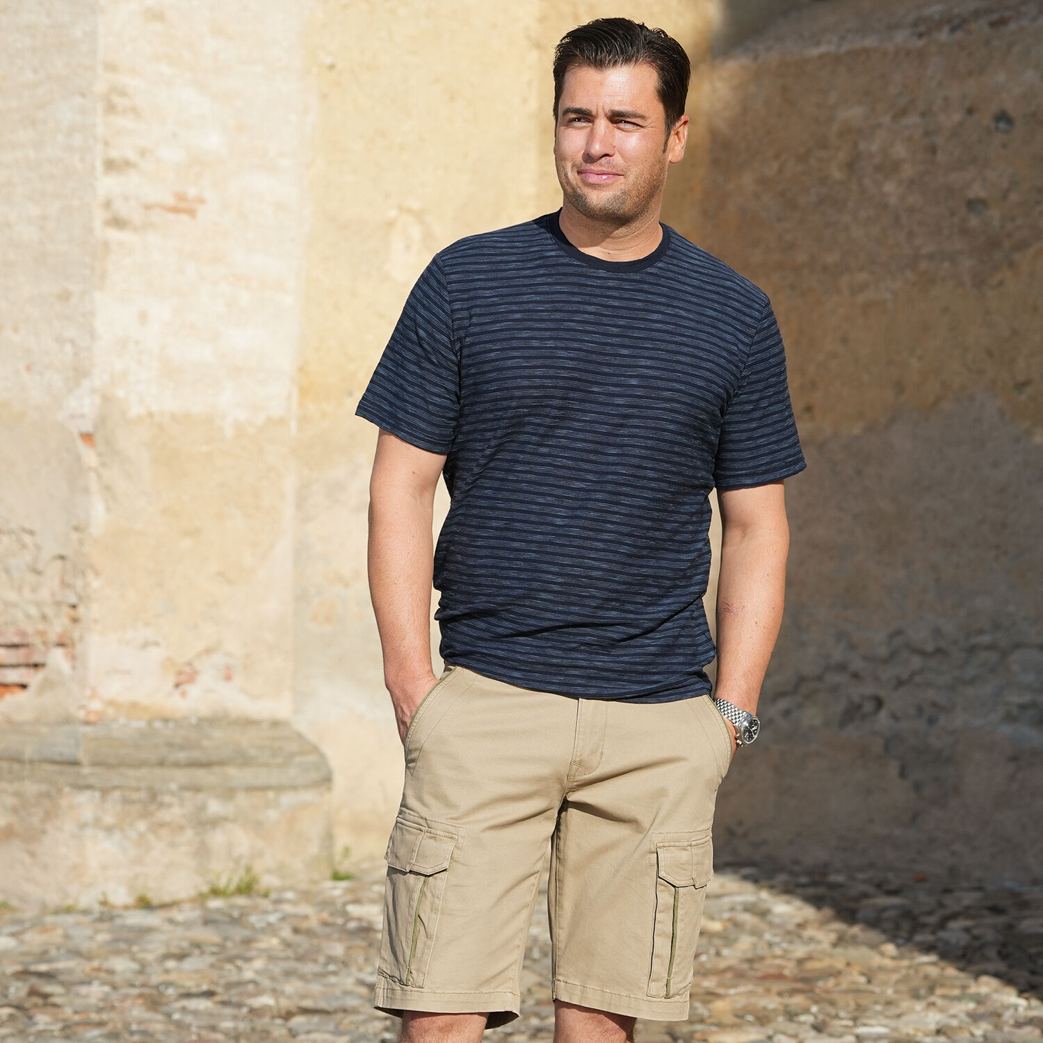 Gestreiftes Herren-T-Shirt in Navy aus Baumwolle