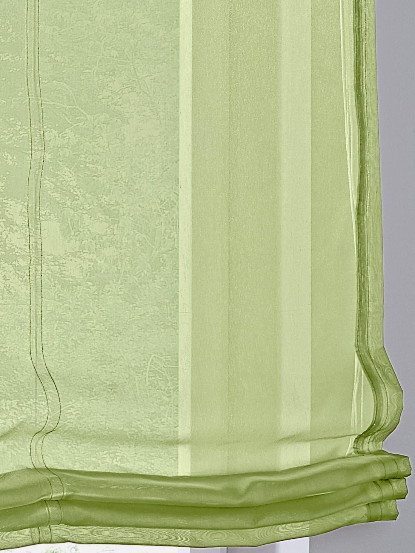 Store-bateau matière polyester légèrement transparente et structurée