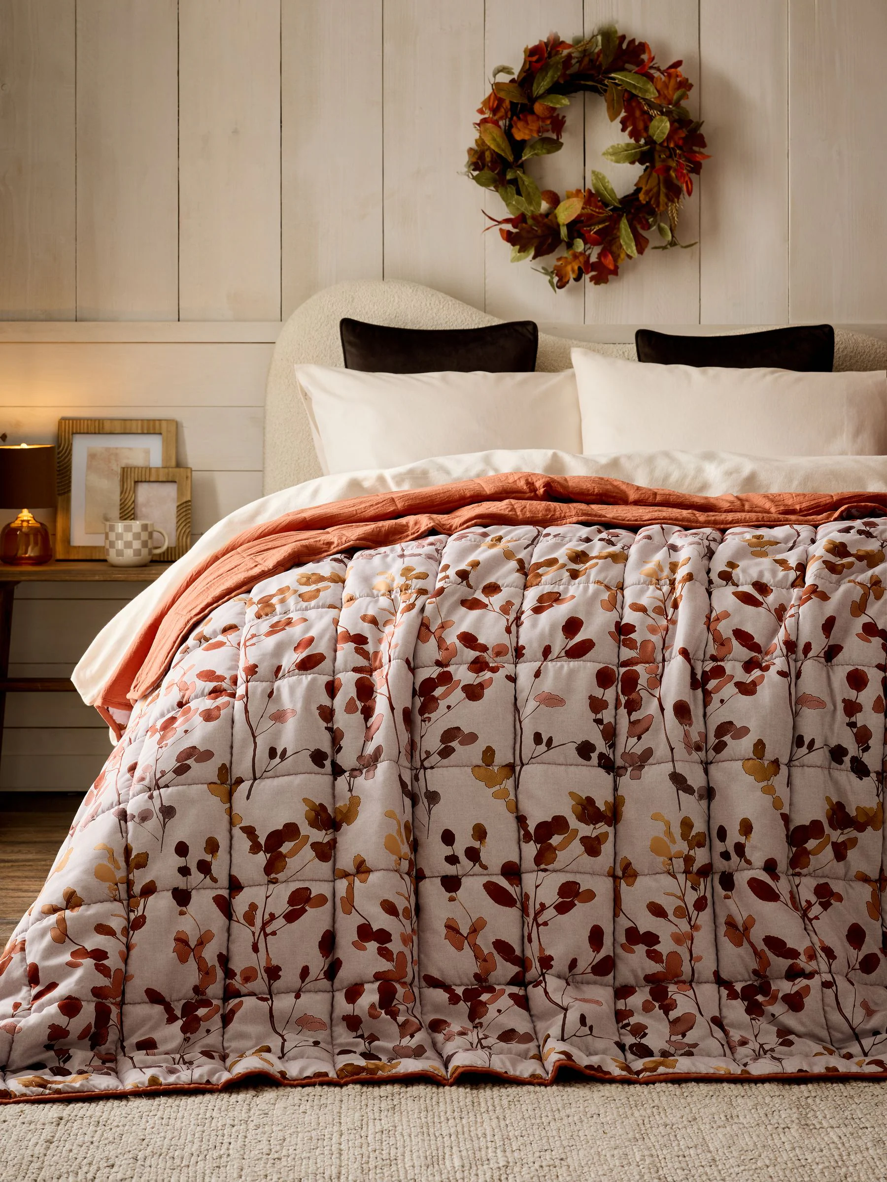 Honesty Floral Print Reversible Bedspread
