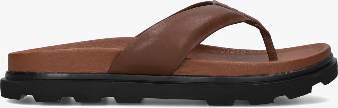 cognac ugg slippers capitola flip