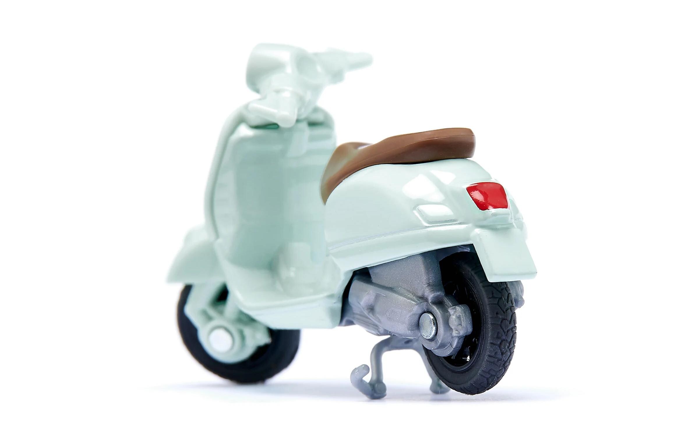 Motorrad Piaggo Vespa 125 GTS SuperSiku Super Vespa Roller Modell