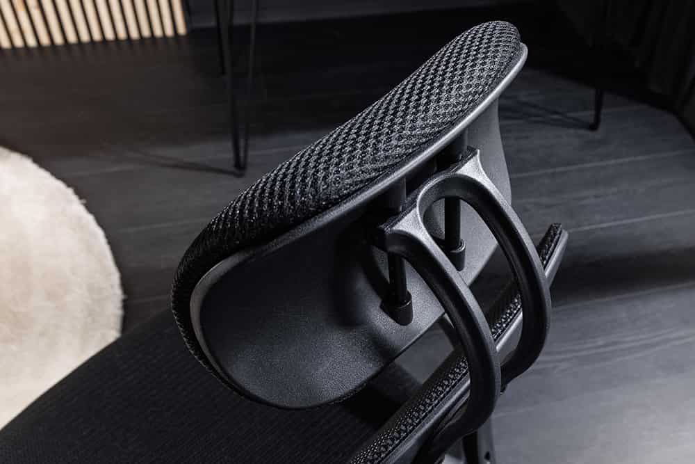 Höhenverstellbarer Bürostuhl YOGA schwarz Butterfly-Mechanik drehbar mit Armlehne
