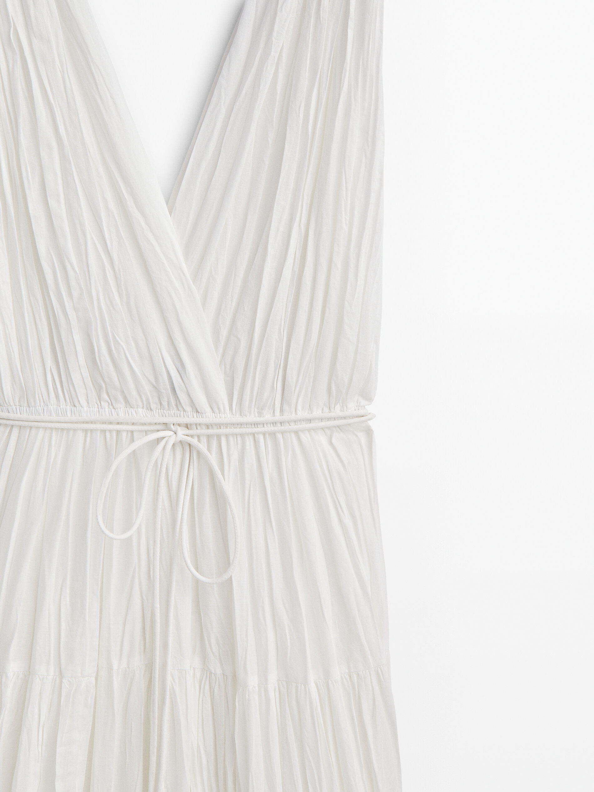Vestido plissado com cordão - BRANCO