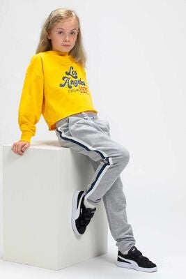 Luca & Lola Gabriella Genser, Yellow