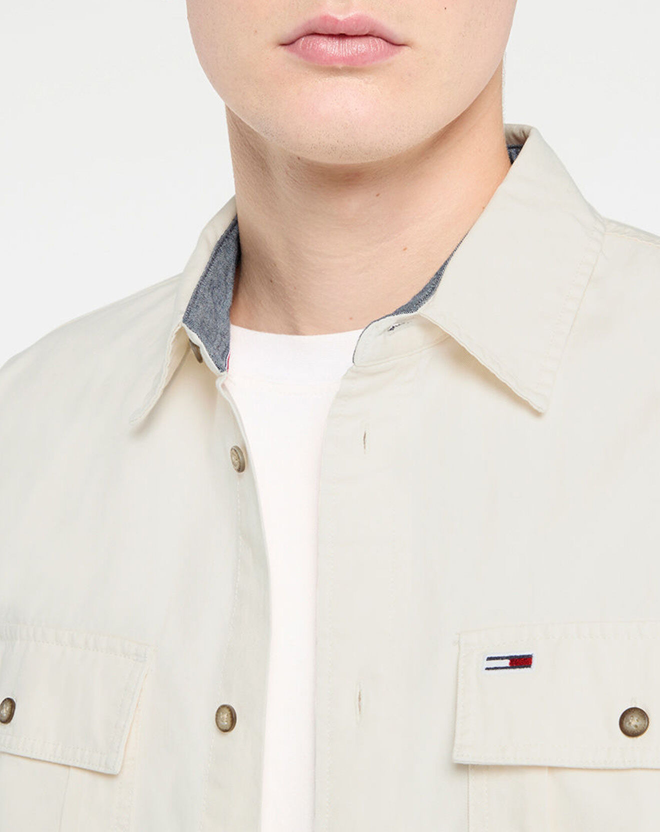 Tommy Jeans Surchemise ample 100% Coton Bio Essential Twill blanche
