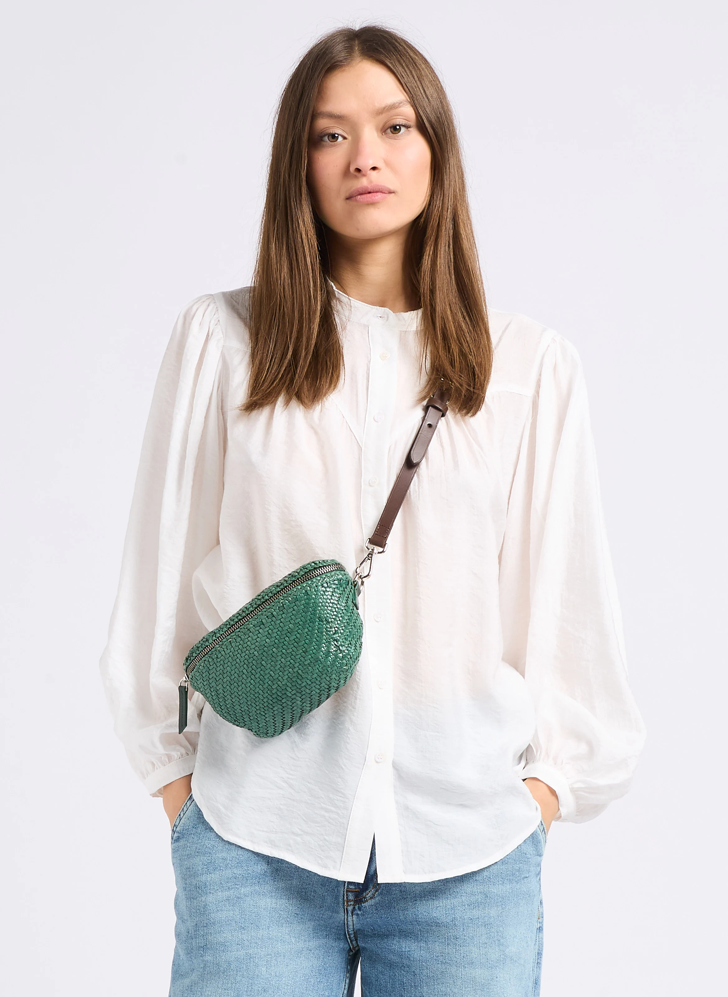 CLO BANANE SMALL - Sac banane en cuir tressé | Vert