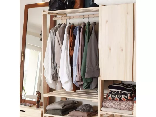 Penderie en pin massif Nova 76.5 x 38.5 x 174.5 cm